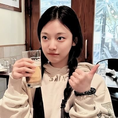 🖇📖📝 college acc, study acc & random acc。🦊🐿
🧚🏻♀️👩🏻💼manajemen²³ UNJ💚✨
mention after dm ya soalnya masuk ke req dm