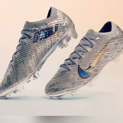 Ob1724969Ob's profile picture. creating golden memories with golden squad.
ob~¹⁷🫵