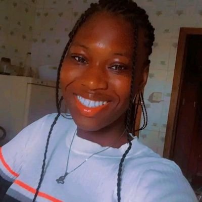 BlessingKa68130's profile picture. Broadcaster/ Fashion designer 🪡🧵/ perfume vendor 👌💖❤️