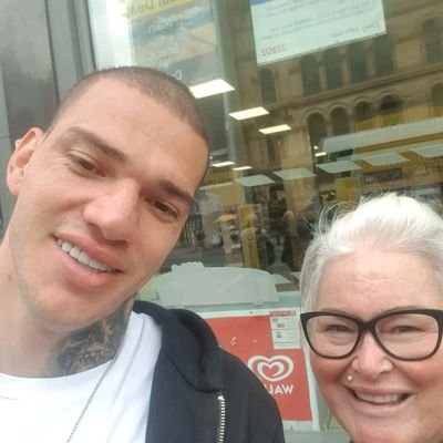 Gaynor Austin ๐ Profile