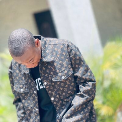 MunirudeenRasak's profile picture. 