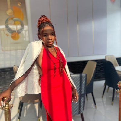 Graduate 👩🏽🎓 A Female Shoemaker✨💃 SC @daddysli2gurl IG@d_perfectpair