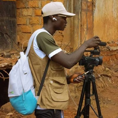 Journaliste Reporter d'Images | 📰📸
Diplômé en Sciences du Langage (Univ. Julius Nyerere, Kankan 🇬🇳).
📍 Guinée | 🌐 https://t.co/dkUV5ob1lT ,...