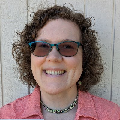 Writer Dannye Chase is querying queer romanceさんのプロフィール画像