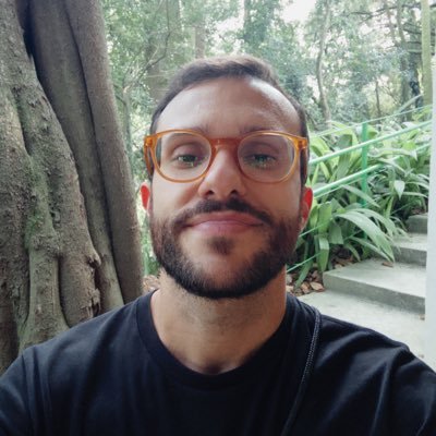 doutor pela usp, professor de relações internacionais na puc-sp e passo muito pano pra @madonna • 🏳️🌈🏳️⚧️ teoria queer • américa latina • saúde global