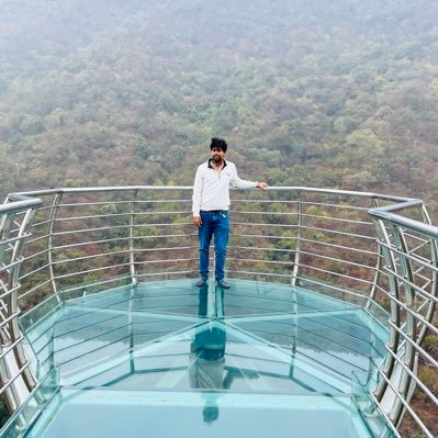 amiyakmohan's profile picture. فردوس