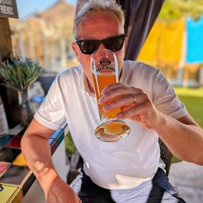 jimh1970's profile picture. massive Cure fan and a Charlatan, makes pop for a living.