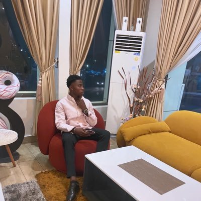 lilpeemooreRose's profile picture. The new guy