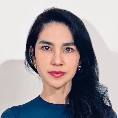 KarenFrancoES's profile picture. Diseñadora de Moda  |  Hago piezas que se definen por su individualidad y longevidad, que atraen la vista, la imaginación y al corazón.