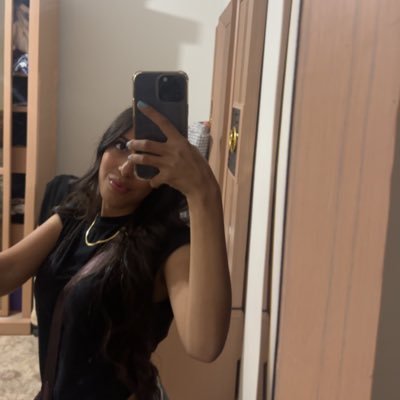 Nadaahmeddd_'s profile picture.