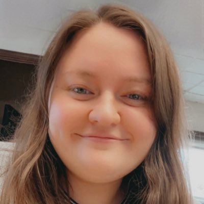 aspiring writer ✍️ fantasy enthusiast 🐉🧝🏼♀️ video game lover 🎮 sports fan 🏒⚾️