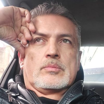 Las FARC traían en una volqueta 66 cadáveres destrozados del atentado a la escuela de El Pital. Frenaron y descargaron su mortal carga frente a los niños.