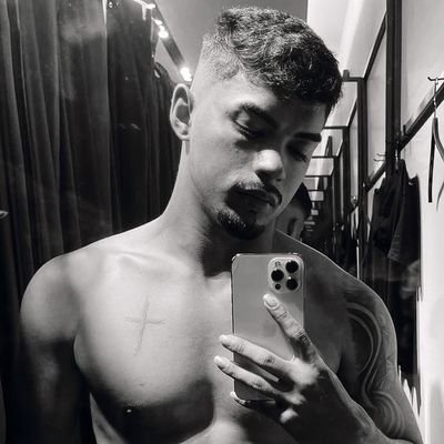 JdemyrP's profile picture. YES