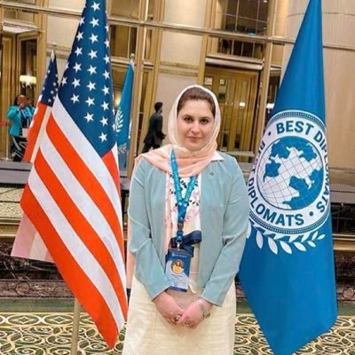 beenishirfan0's profile picture. M.Phil scholar in English Literature, with a focus on Research in "FREEDOM VS SOCIAL DECADANCE"    standing with Pakistan for the betterment of our society 🇵🇰