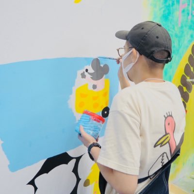 伝統工芸を学ぶ@京都→Italia→Bradipo(木の玩具)→保育士→あそびば→ 現役作家で造形美術先生。将来は動物園作る。探検・自然が好き。ART-LABOネコトヤギ 代表。他幼稚園保育園小学校向けのLGBTQ講師🏳️‍🌈