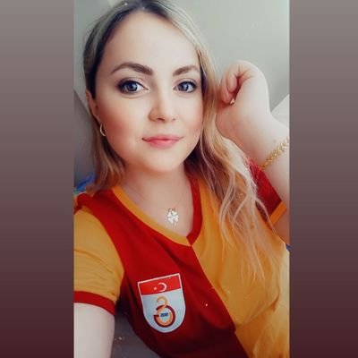 ozlm_gs1905's profile picture. Galatasaray Hastasiyiz Derken Ciddiydik!!💛❤