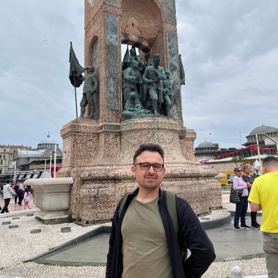 Daha güzel bir dünya için didinmek/ an english teacher