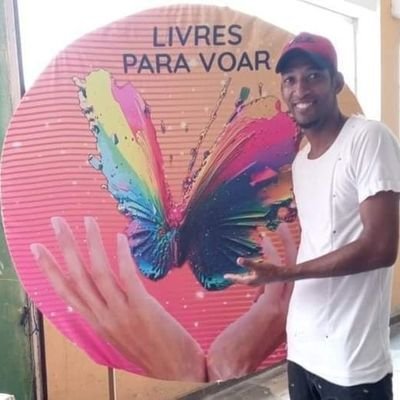 SEM FUNS LUCRATIVO COM OBJETIVO DE LEVA CURSOS LIVRES PROFISSIONALIZANTE E REALIZAÇÕES DE AÇÕES SOCIAIS.
PIX: livresparavoar2033@gmail.com