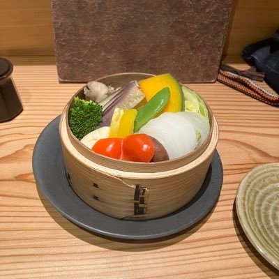 bachibachioshi's profile picture. 千葉雄大さんのファンになってからは毎日楽しく過ごしてます😊千葉さんのお顔はもちろん、字も絵も仕草もすべて可愛いです💕ちば友さんが周りにいないので少し寂しいです💦無言フォロー失礼します😌