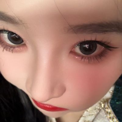 zhoushiyubao's profile picture. 