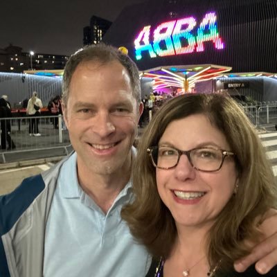 “Buffalovian” who’s a daughter, sister, wife, mom, lawyer, community/political activist, reporter, teacher, IB coordinator. I’m @elissabflo on Threads & BlueSky