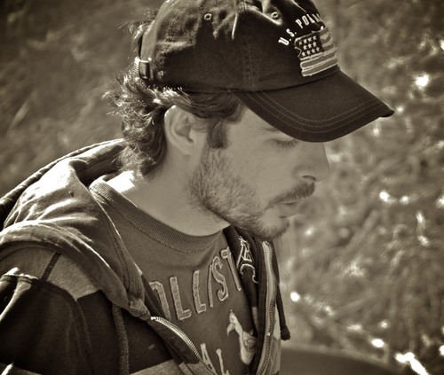 leviteo's profile picture. 