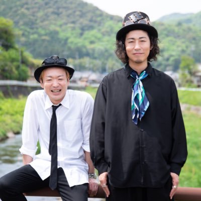 MrSUNFLOWER10's profile picture. 兵庫県小野市から世界へ!!ロックユニット!!「Mr.SUNFLOWER」(ミスターサンフラワー)のオフィシャルアカウントです。Vo&Gt岸本雄大/Gt&cho入田淳#兵庫県小野市#ONO#おの恋#播州そろばん#ひまわり#小野まつり#陣屋まつり
