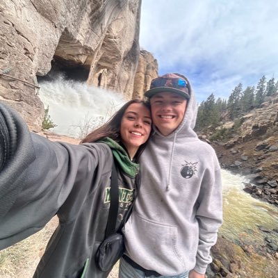 Hunterhindes10's profile picture. 