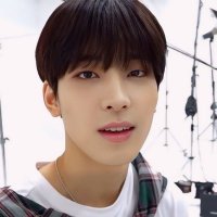 v(@wwvien) 's Twitter Profile Photo