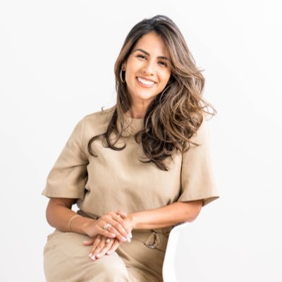 Miamian. Connector. @VentureMiami’s Head of Partnerships.