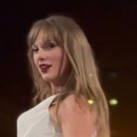 areesha (taylor's version) // edtwt (@fyouelonughhh) 's Twitter Profile