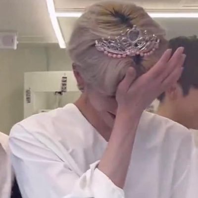 dearecIipse's profile picture. I AM FREE DONT FOLLOW ME