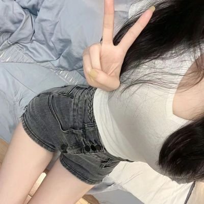🐧🐧 978 955 118
QQ异常或封控 请联系 个人电报 https://t.co/lSnbRXNuwV 或者推特私信 @mimi151126
个人上门 无地方提供 无门槛👄