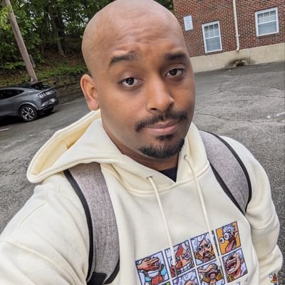 I'm a NE Pokemon VGC and MegaMan Battle Network commentator!