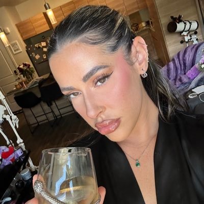 even your man knows Nikki do it betterrrrrr🫦 https://t.co/7QmVKzbVcd