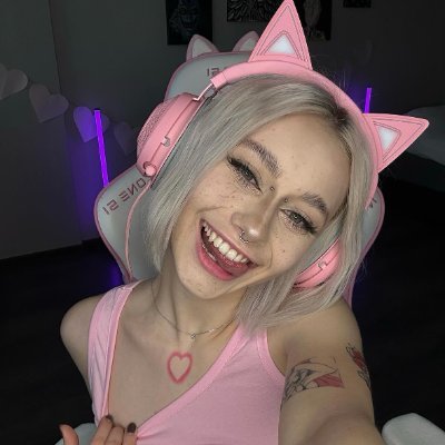 asunanineko's profile picture. anime & cosplay lover ^^
