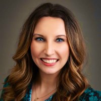 Lindsay Reusser (@linzreese) 's Twitter Profile Photo