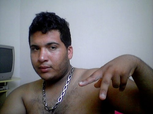 sou uma pessoa legal,simpatico e extrovertido .