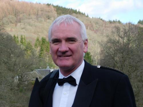 LymmBrokers's profile picture. I am MD of a corporate insurance broker.
Away from work I am keen on golf and collect [and play] vinyl records - around 4,000 at the last count