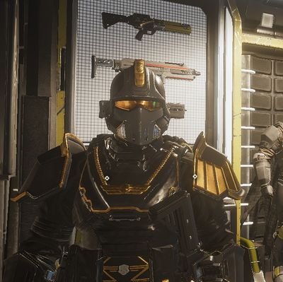 200Masterhero's profile picture. just normal guy in this weird place