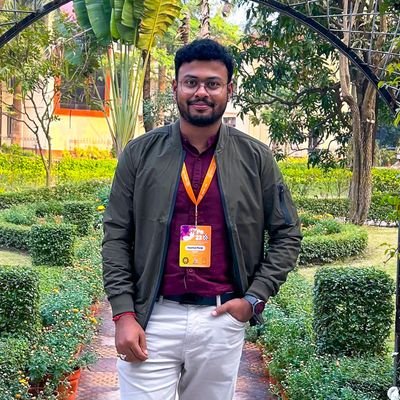 Research Fellow @QuantumDotLab1 @JNCASR
https://t.co/7FoRZclxNp. in Physics from @bhupro
https://t.co/i9X6wRpTgm. in Physics from Scottish Church College @uniOFcalcutta