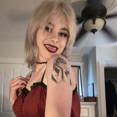 spooky_kid01's profile picture. 💕Hi, I’m Sky!💕 I’m a 22 year old who loves being ✨naughty✨ online. 💕💕Yes, I’m super into gothic lingerie and anime💕 please message for my menu!!