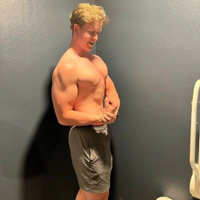 Its_Celox's profile picture. 23 year old Dutch Trader that has a passion for bodybuilding and optimzing health/nutrition. Jesus Christ is lord #Carnivore #Christian. IT cybersecurity degree