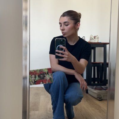 inescahd's profile picture. 