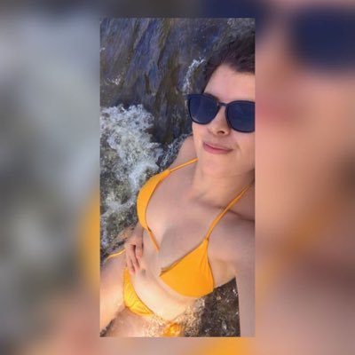 Anto_ferreira9's profile picture. Do you feel the same When I'm away from you?