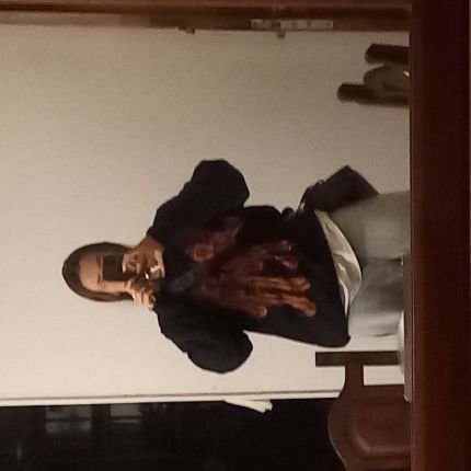 sol_giuria's profile picture. ig: solgiuria