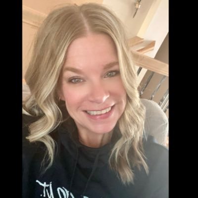 michelleyeatman's profile picture. 