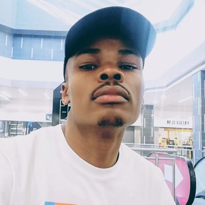 Thabang__G's profile picture. A laptop and a dream
