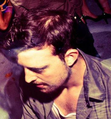 lexnard's profile picture. Techno-geek, sports nerd, cyber punk...OK, that last one isn't true but I do enjoy the occasional cyber session.