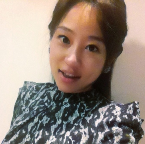 Doctoral Student in Marketing  Consumer Behavior   A woman who is a bear in fox form   live for fashion love art   至高至純 花樣年華
